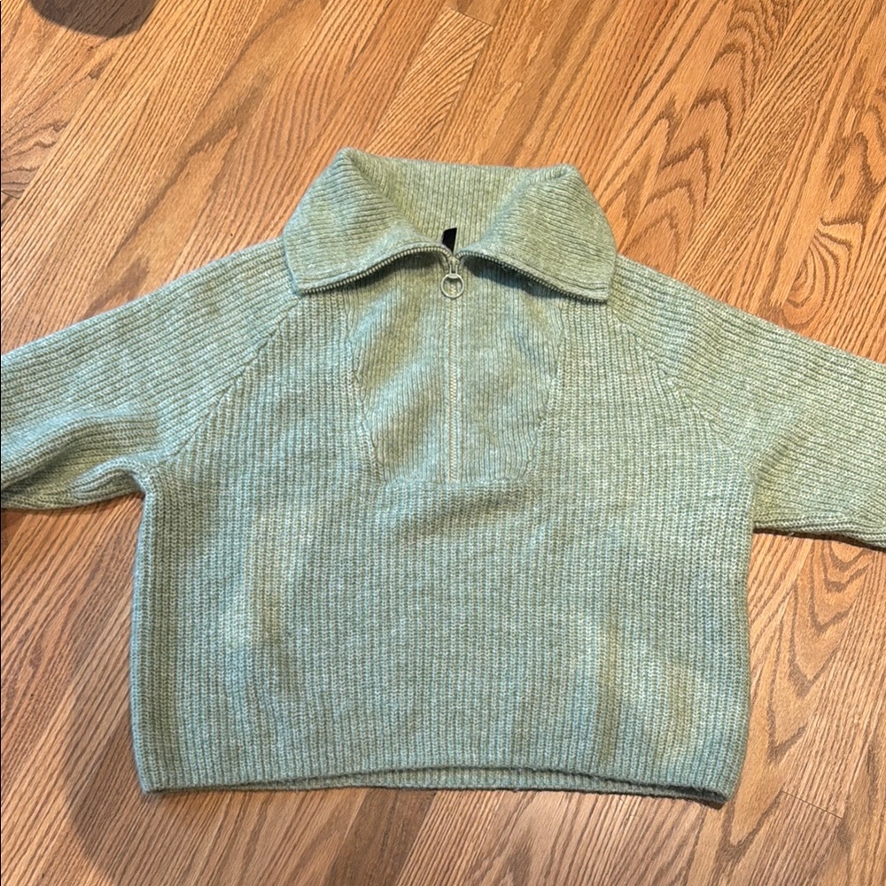 H&M Sage Green Ribbed Turtleneck Sweater